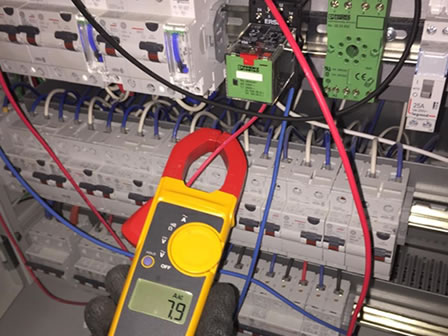 Instalación de relé para alumbrado, esto para PREUNIC )