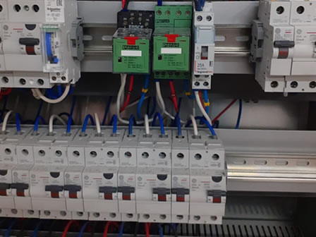 Instalación de relé para alumbrado, esto para PREUNIC )