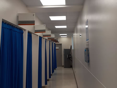 Instalación de paneles black line en Integramedica (parte de BUPA)